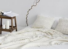 комплект плед с косами (180*220) и 2 наволочки (50*50) молочный в Пскове